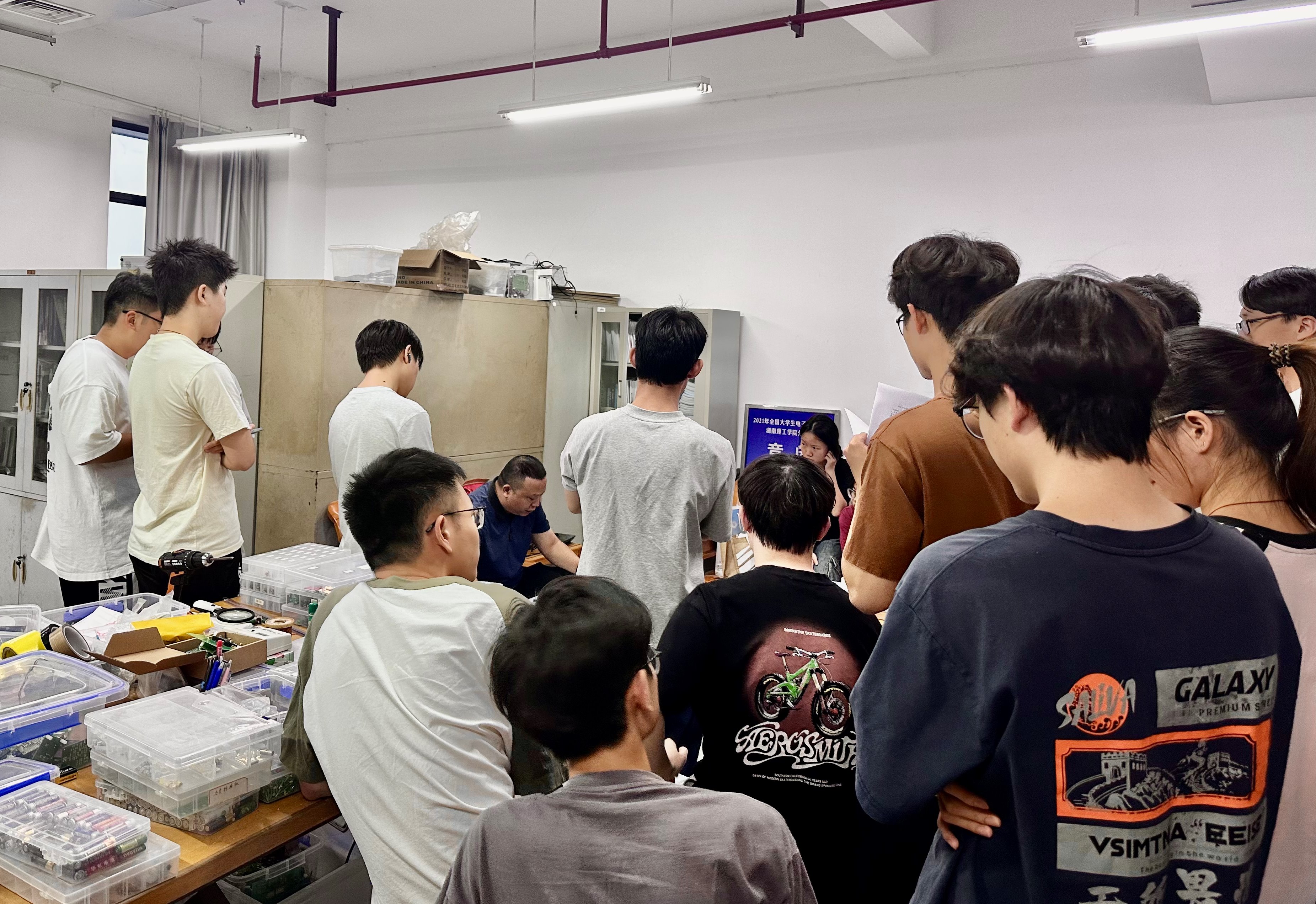 喜讯：我院在2025年全国大学生电子设计竞赛中再创佳绩
